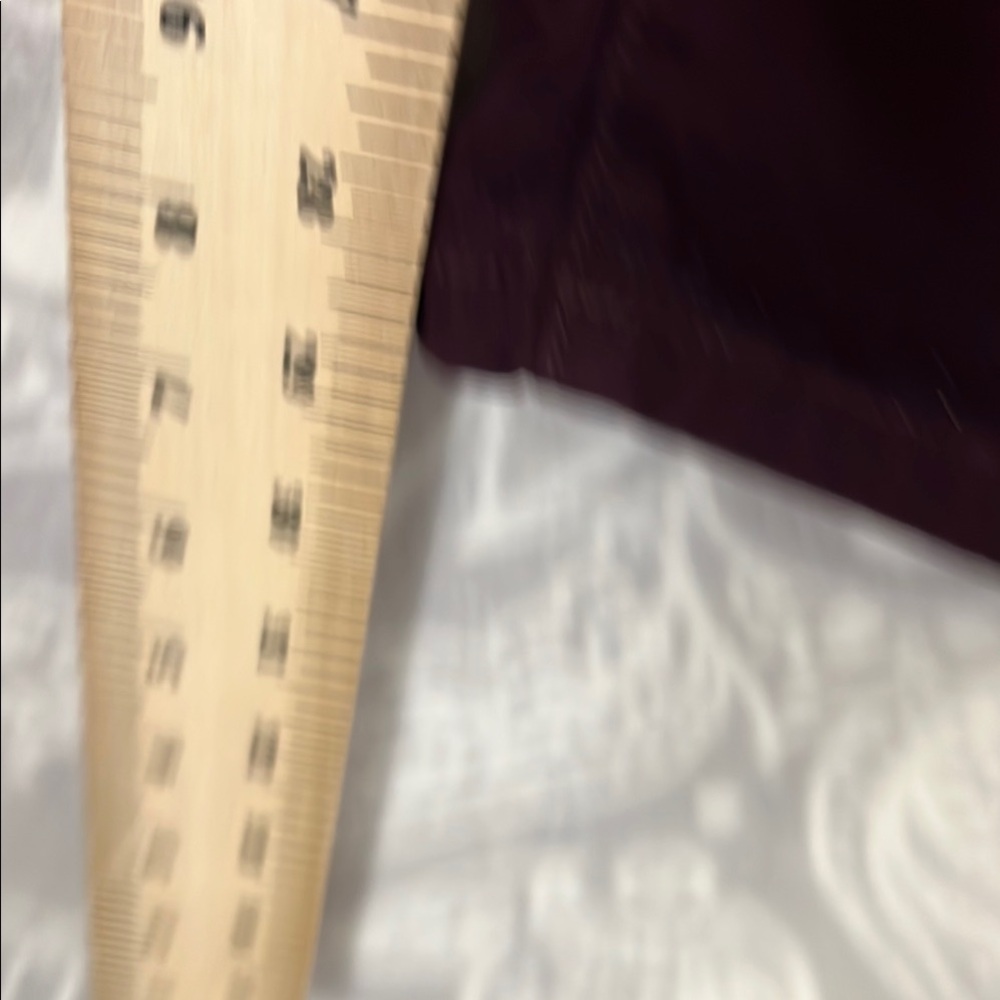 Chico's Dark Burgundy Straight Leg Pants Size 1.5R M 10 - Picture 9 of 10
